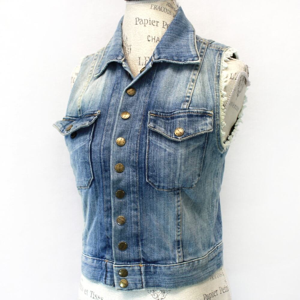 Current Elliott The Sleeveless Snap Denim Jacket Super Loved Size 1 Small
